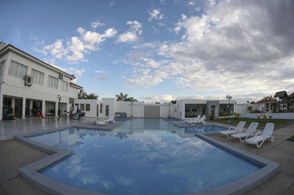 Terranova Suites Santa Cruz de La Sierra Extérieur photo